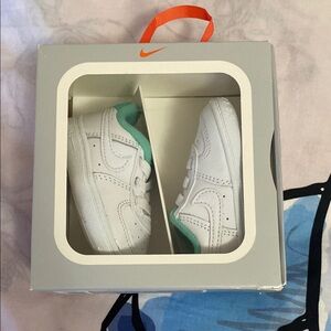 Nike Kids White and Teal Sneakers